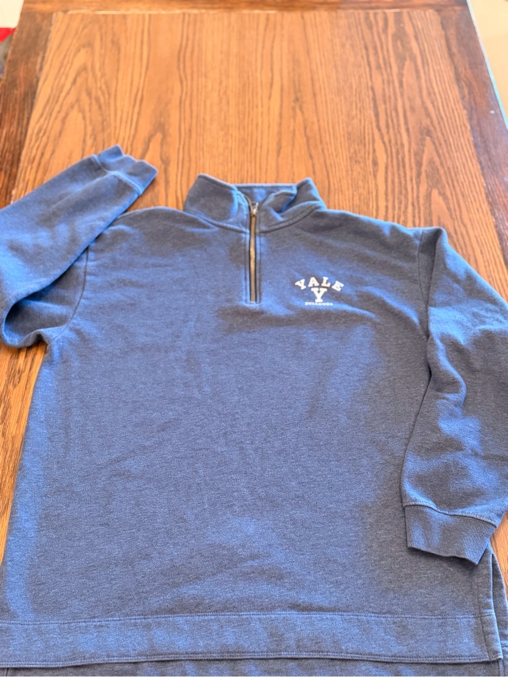 Yale women’s Navy Quarter-Zip Pullover Sweatshirt